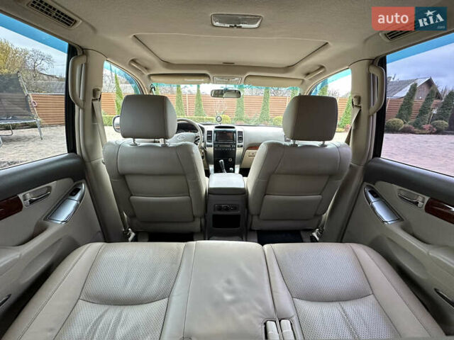 Серый Тойота Ленд Крузер Прадо, объемом двигателя 4 л и пробегом 298 тыс. км за 15300 $, фото 31 на Automoto.ua