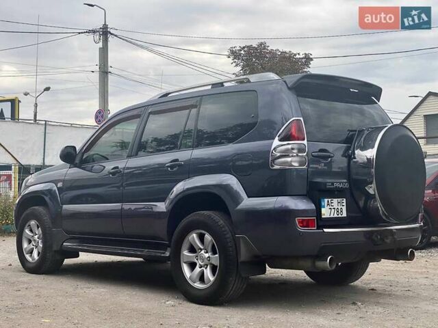 Сірий Тойота Ленд Крузер Прадо, об'ємом двигуна 4 л та пробігом 398 тис. км за 14999 $, фото 7 на Automoto.ua