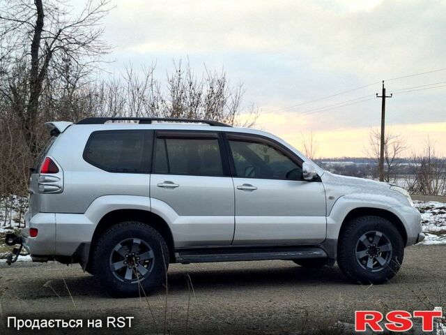 Сірий Тойота Ленд Крузер Прадо, об'ємом двигуна 2.7 л та пробігом 200 тис. км за 13000 $, фото 4 на Automoto.ua