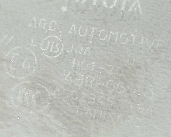 Серый Тойота Ленд Крузер Прадо, объемом двигателя 4 л и пробегом 298 тыс. км за 15300 $, фото 19 на Automoto.ua