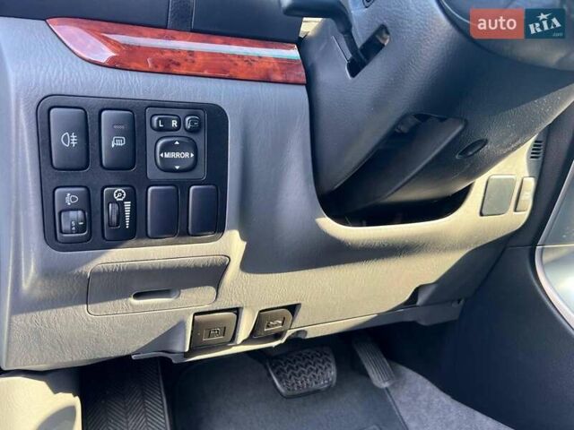 Сірий Тойота Ленд Крузер Прадо, об'ємом двигуна 4 л та пробігом 166 тис. км за 17500 $, фото 18 на Automoto.ua