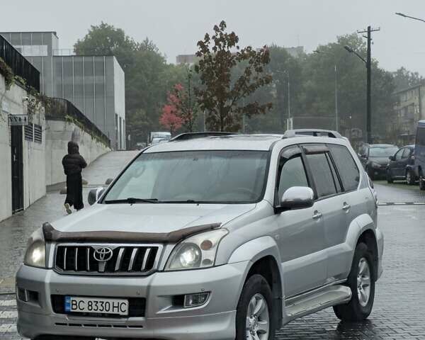Серый Тойота Ленд Крузер Прадо, объемом двигателя 4 л и пробегом 335 тыс. км за 11550 $, фото 19 на Automoto.ua