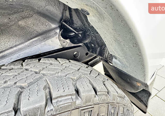 Серый Тойота Ленд Крузер Прадо, объемом двигателя 3.96 л и пробегом 177 тыс. км за 23000 $, фото 17 на Automoto.ua