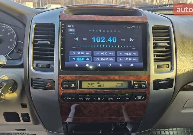 Серый Тойота Ленд Крузер Прадо, объемом двигателя 2.7 л и пробегом 173 тыс. км за 11900 $, фото 13 на Automoto.ua