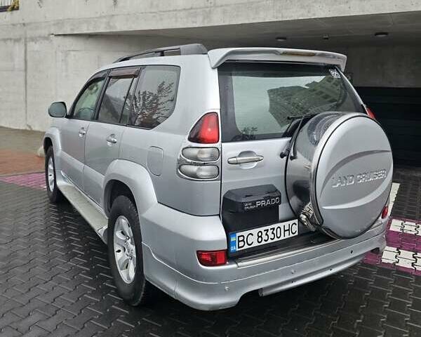 Серый Тойота Ленд Крузер Прадо, объемом двигателя 4 л и пробегом 335 тыс. км за 11550 $, фото 5 на Automoto.ua