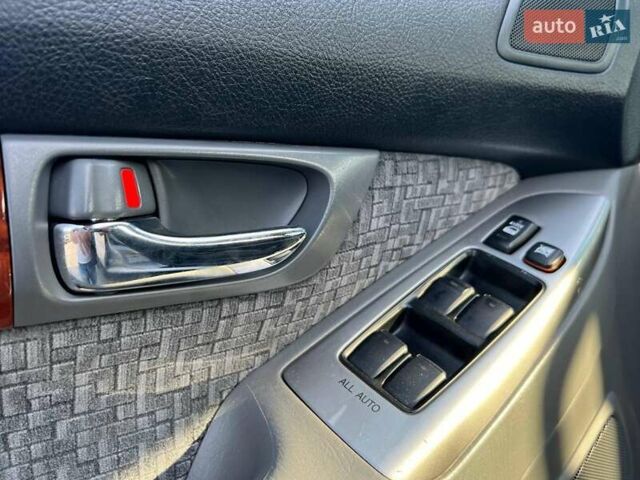 Сірий Тойота Ленд Крузер Прадо, об'ємом двигуна 4 л та пробігом 166 тис. км за 17500 $, фото 20 на Automoto.ua