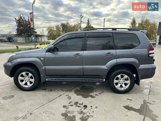 Серый Тойота Ленд Крузер Прадо, объемом двигателя 3.96 л и пробегом 161 тыс. км за 17250 $, фото 1 на Automoto.ua
