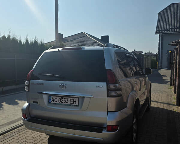 Сірий Тойота Ленд Крузер Прадо, об'ємом двигуна 2.69 л та пробігом 200 тис. км за 15000 $, фото 7 на Automoto.ua