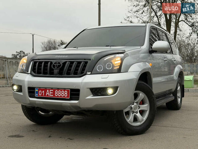 Сірий Тойота Ленд Крузер Прадо, об'ємом двигуна 4 л та пробігом 203 тис. км за 15499 $, фото 3 на Automoto.ua
