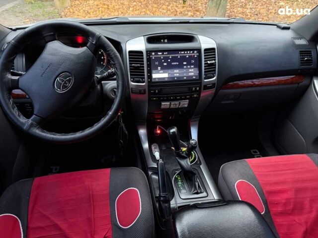 Серый Тойота Ленд Крузер Прадо, объемом двигателя 2.7 л и пробегом 300 тыс. км за 11940 $, фото 16 на Automoto.ua