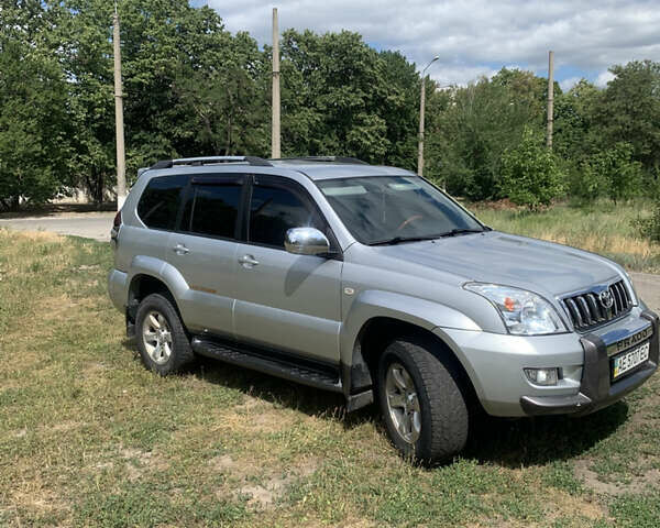 Серый Тойота Ленд Крузер Прадо, объемом двигателя 2.7 л и пробегом 133 тыс. км за 16500 $, фото 2 на Automoto.ua