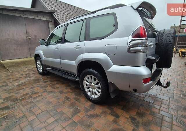 Сірий Тойота Ленд Крузер Прадо, об'ємом двигуна 3.96 л та пробігом 278 тис. км за 15900 $, фото 9 на Automoto.ua