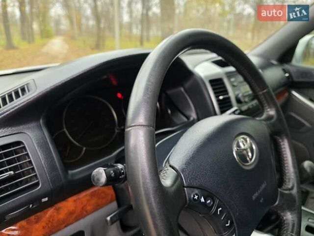 Серый Тойота Ленд Крузер Прадо, объемом двигателя 0 л и пробегом 220 тыс. км за 14500 $, фото 25 на Automoto.ua