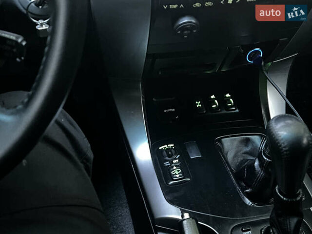 Серый Тойота Ленд Крузер Прадо, объемом двигателя 3.96 л и пробегом 200 тыс. км за 15900 $, фото 15 на Automoto.ua