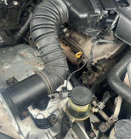 Сірий Тойота Ленд Крузер Прадо, об'ємом двигуна 3.96 л та пробігом 329 тис. км за 16000 $, фото 1 на Automoto.ua