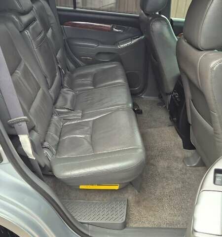 Сірий Тойота Ленд Крузер Прадо, об'ємом двигуна 3.96 л та пробігом 278 тис. км за 15900 $, фото 18 на Automoto.ua