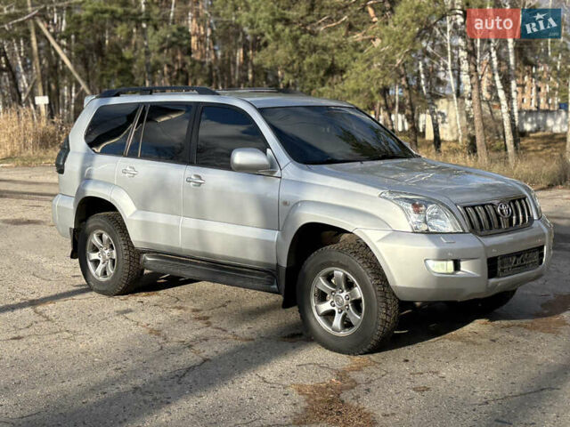 Серый Тойота Ленд Крузер Прадо, объемом двигателя 3.96 л и пробегом 270 тыс. км за 16800 $, фото 8 на Automoto.ua