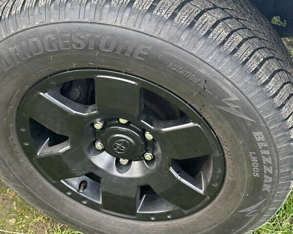 Сірий Тойота Ленд Крузер Прадо, об'ємом двигуна 2.69 л та пробігом 250 тис. км за 13500 $, фото 3 на Automoto.ua