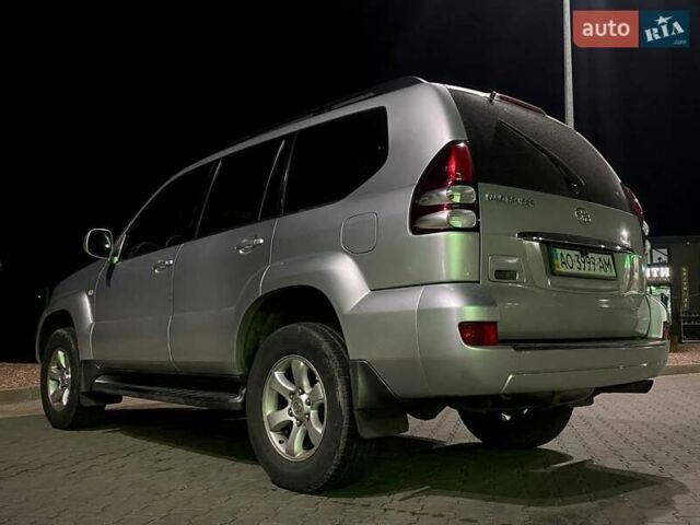 Сірий Тойота Ленд Крузер Прадо, об'ємом двигуна 4 л та пробігом 299 тис. км за 13500 $, фото 7 на Automoto.ua