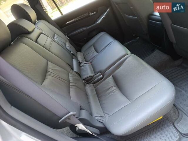 Серый Тойота Ленд Крузер Прадо, объемом двигателя 4 л и пробегом 218 тыс. км за 18000 $, фото 43 на Automoto.ua