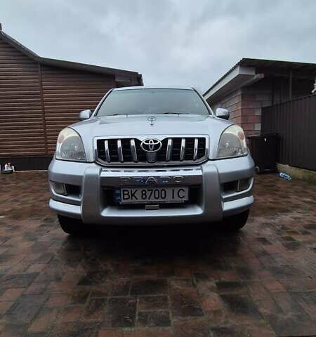 Сірий Тойота Ленд Крузер Прадо, об'ємом двигуна 3.96 л та пробігом 278 тис. км за 15900 $, фото 1 на Automoto.ua