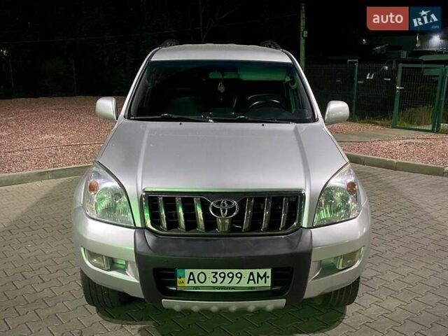 Сірий Тойота Ленд Крузер Прадо, об'ємом двигуна 4 л та пробігом 299 тис. км за 13500 $, фото 3 на Automoto.ua