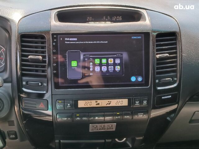 Серый Тойота Ленд Крузер Прадо, объемом двигателя 4 л и пробегом 320 тыс. км за 16490 $, фото 30 на Automoto.ua