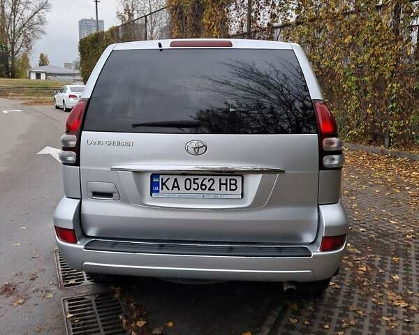 Сірий Тойота Ленд Крузер Прадо, об'ємом двигуна 4 л та пробігом 147 тис. км за 17800 $, фото 9 на Automoto.ua