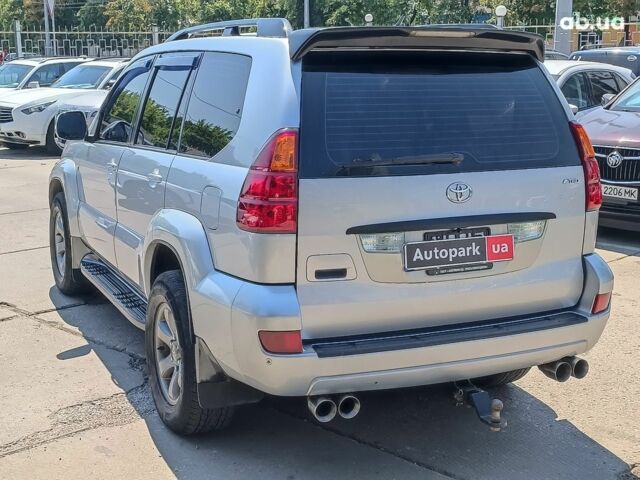 Серый Тойота Ленд Крузер Прадо, объемом двигателя 4 л и пробегом 320 тыс. км за 16490 $, фото 11 на Automoto.ua