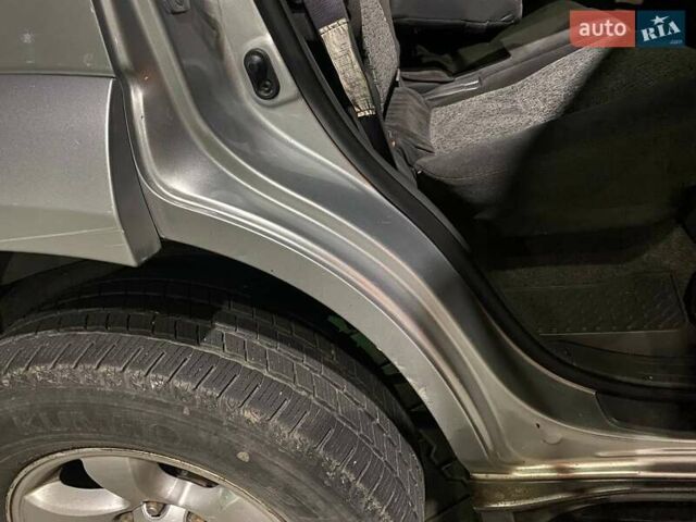 Сірий Тойота Ленд Крузер Прадо, об'ємом двигуна 4 л та пробігом 299 тис. км за 13500 $, фото 29 на Automoto.ua