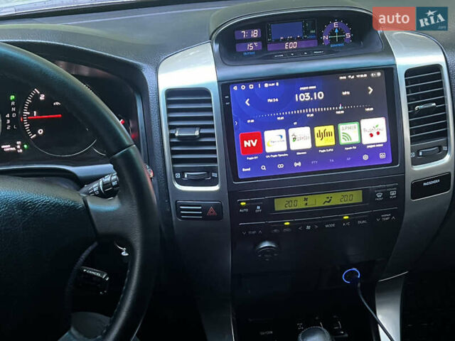 Серый Тойота Ленд Крузер Прадо, объемом двигателя 3.96 л и пробегом 200 тыс. км за 15900 $, фото 13 на Automoto.ua