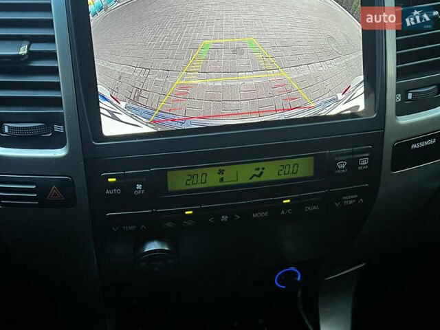 Серый Тойота Ленд Крузер Прадо, объемом двигателя 3.96 л и пробегом 200 тыс. км за 15900 $, фото 14 на Automoto.ua