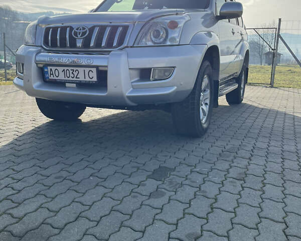Серый Тойота Ленд Крузер Прадо, объемом двигателя 4 л и пробегом 298 тыс. км за 16500 $, фото 40 на Automoto.ua