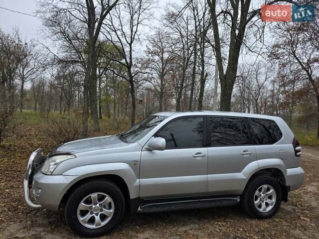 Серый Тойота Ленд Крузер Прадо, объемом двигателя 0 л и пробегом 220 тыс. км за 14500 $, фото 15 на Automoto.ua