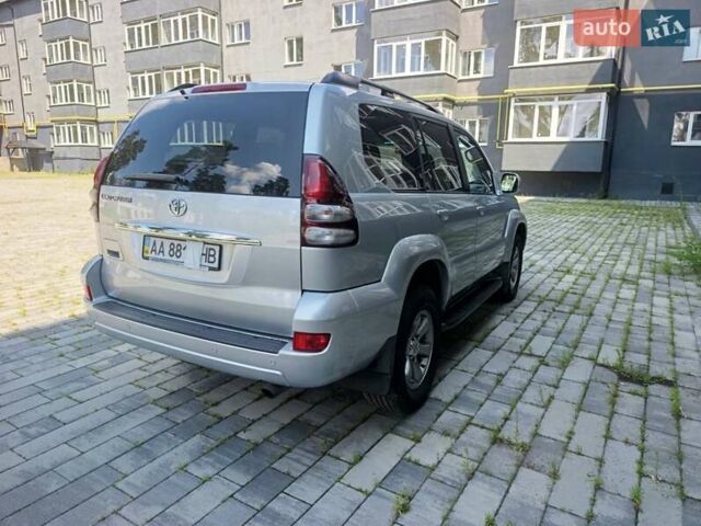 Серый Тойота Ленд Крузер Прадо, объемом двигателя 4 л и пробегом 218 тыс. км за 18000 $, фото 9 на Automoto.ua