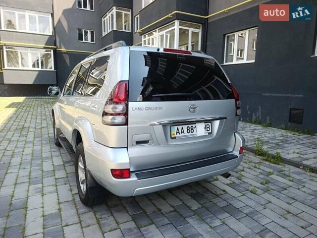 Серый Тойота Ленд Крузер Прадо, объемом двигателя 4 л и пробегом 218 тыс. км за 18000 $, фото 12 на Automoto.ua