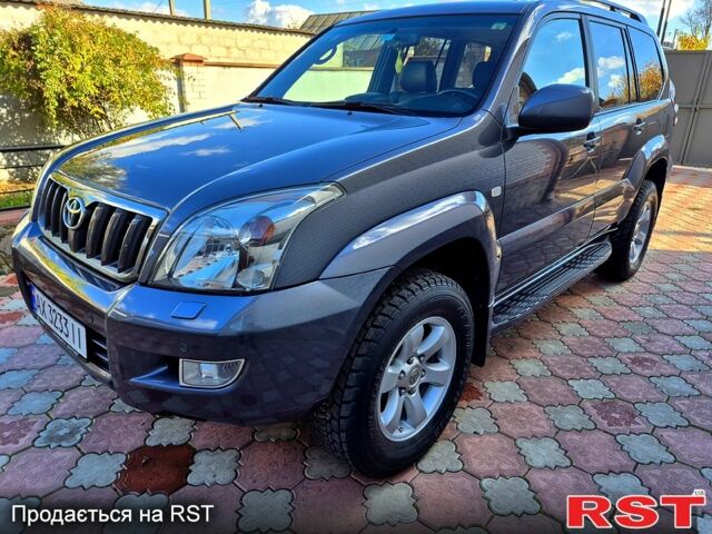 Серый Тойота Ленд Крузер Прадо, объемом двигателя 4 л и пробегом 139 тыс. км за 19700 $, фото 1 на Automoto.ua