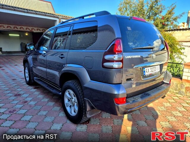 Серый Тойота Ленд Крузер Прадо, объемом двигателя 4 л и пробегом 139 тыс. км за 19700 $, фото 3 на Automoto.ua