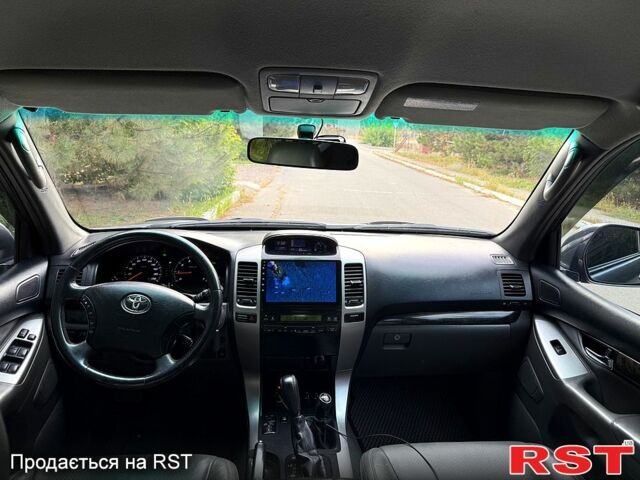 Серый Тойота Ленд Крузер Прадо, объемом двигателя 4 л и пробегом 195 тыс. км за 15800 $, фото 6 на Automoto.ua