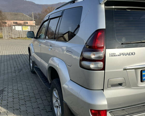 Серый Тойота Ленд Крузер Прадо, объемом двигателя 4 л и пробегом 298 тыс. км за 16500 $, фото 35 на Automoto.ua