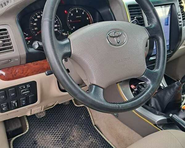 Серый Тойота Ленд Крузер Прадо, объемом двигателя 2.99 л и пробегом 50 тыс. км за 18500 $, фото 6 на Automoto.ua