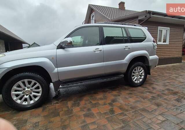 Сірий Тойота Ленд Крузер Прадо, об'ємом двигуна 3.96 л та пробігом 278 тис. км за 15900 $, фото 4 на Automoto.ua