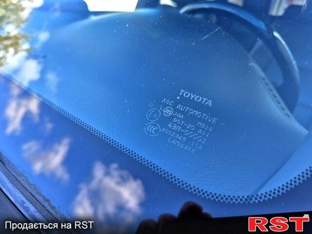 Серый Тойота Ленд Крузер Прадо, объемом двигателя 4 л и пробегом 139 тыс. км за 19700 $, фото 10 на Automoto.ua