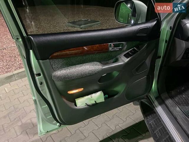 Сірий Тойота Ленд Крузер Прадо, об'ємом двигуна 4 л та пробігом 299 тис. км за 13500 $, фото 26 на Automoto.ua