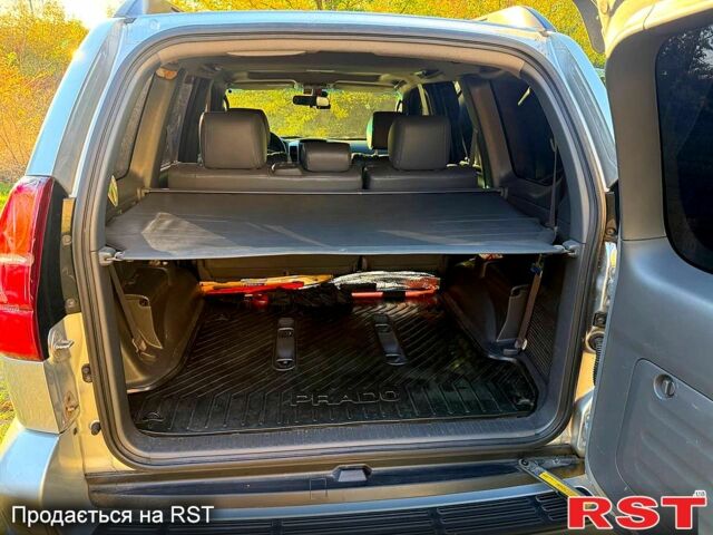 Сірий Тойота Ленд Крузер Прадо, об'ємом двигуна 4 л та пробігом 171 тис. км за 18000 $, фото 8 на Automoto.ua