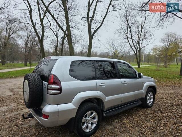 Серый Тойота Ленд Крузер Прадо, объемом двигателя 0 л и пробегом 220 тыс. км за 14500 $, фото 19 на Automoto.ua