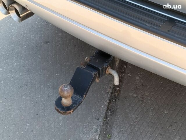 Серый Тойота Ленд Крузер Прадо, объемом двигателя 4 л и пробегом 320 тыс. км за 16490 $, фото 9 на Automoto.ua