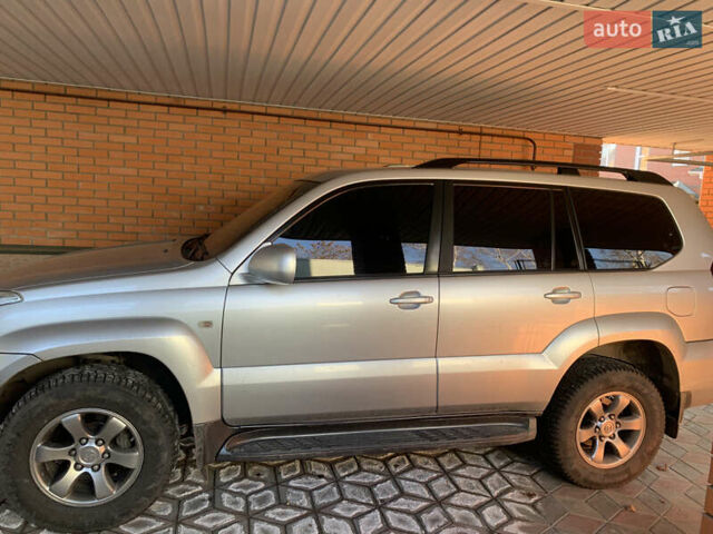 Сірий Тойота Ленд Крузер Прадо, об'ємом двигуна 3.96 л та пробігом 177 тис. км за 18500 $, фото 19 на Automoto.ua