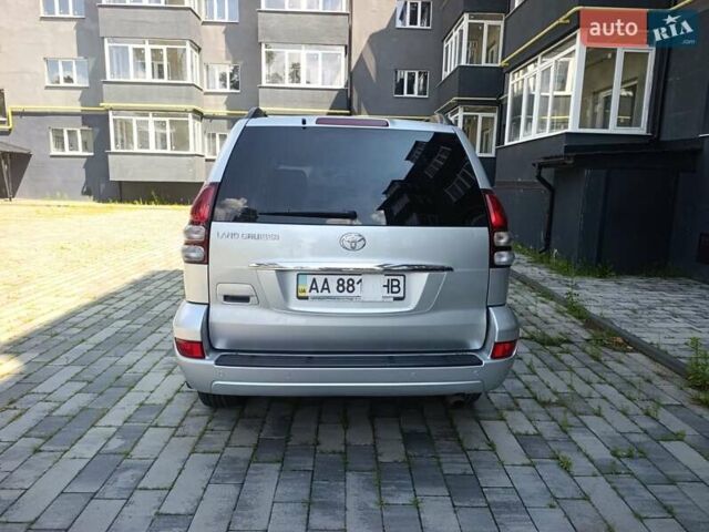Серый Тойота Ленд Крузер Прадо, объемом двигателя 4 л и пробегом 218 тыс. км за 18000 $, фото 11 на Automoto.ua