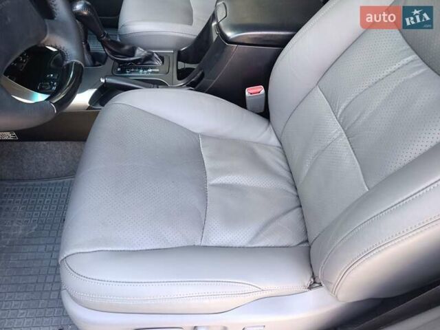 Серый Тойота Ленд Крузер Прадо, объемом двигателя 4 л и пробегом 218 тыс. км за 18000 $, фото 65 на Automoto.ua